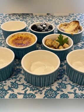7 Ramekin Bowls NWOT